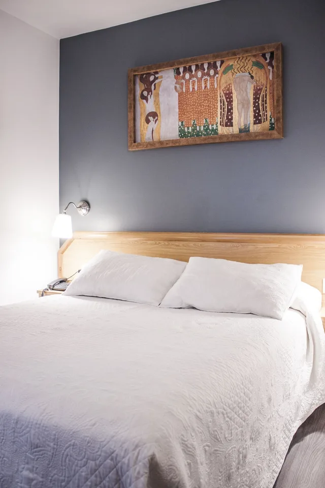 غرفة صغيرة بسرير مزدوج، Nest Style Santiago 4/5