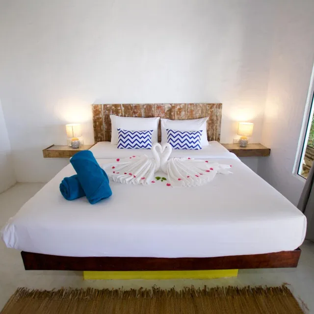 Deluxe, Cottage, Beach Side، Lime N Soda Beachfront Resort 3/9