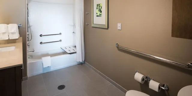 Studio, Queen Bed, Accessible, Staybridge Suites Houston East - Baytown 8/10