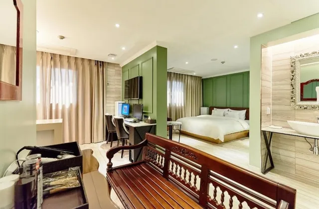 Royal, Type A, Suite, 2 Double Beds، Hotel The Class 1/1