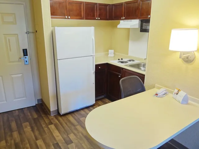 استوديو ديلوكس بسرير كينج مع أريكة، Extended Stay America - Memphis - Wolfchase Galleria 5/5