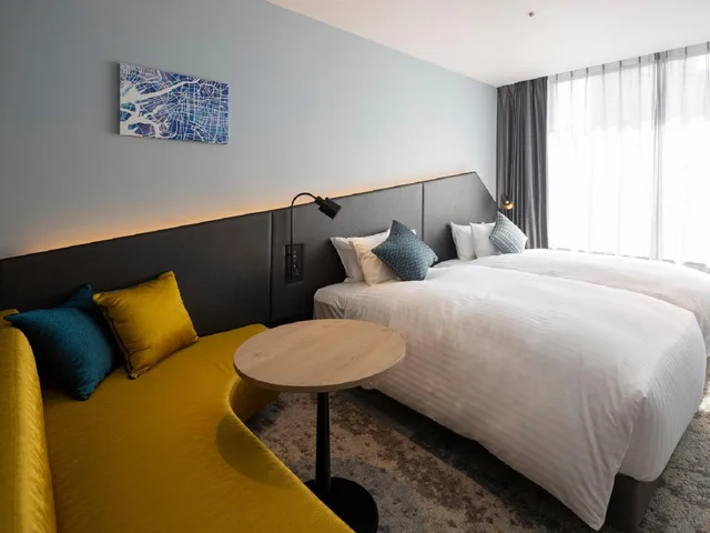 Superior, Twin Beds, Private Bathroom, Interior Floor، Hotel Intergate Osaka Umeda 1/2