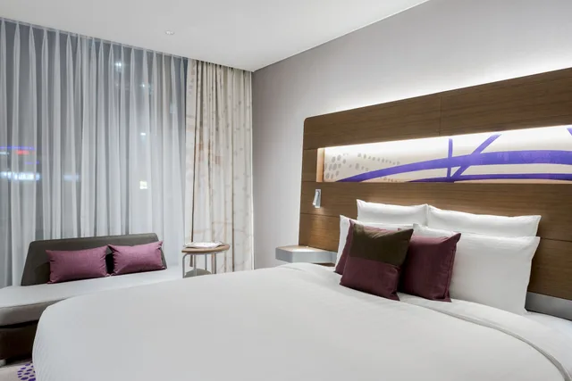 غرفة سوبيريور بسرير كينج، Novotel Ambassador Suwon 1/9
