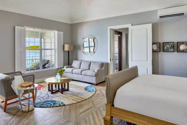 4 Bedrooms, Royal, House, 4 Double Beds, Ocean Front، French Leave Resort Autograph Collection 4/6