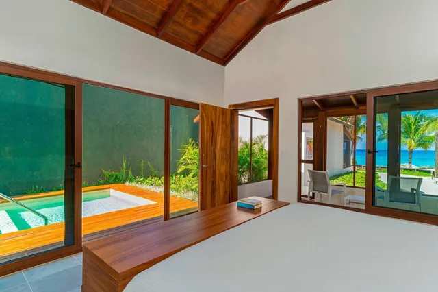 Studio, King Bed, Ocean Front, The Westin Cozumel 2/3