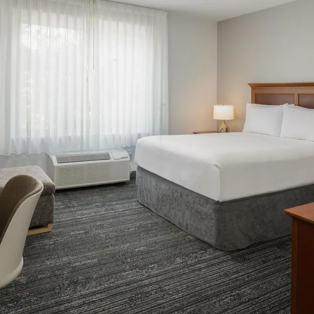 Home, Studio, Queen Bed، TownePlace Suites by Marriott San Jose Campbell 2/4