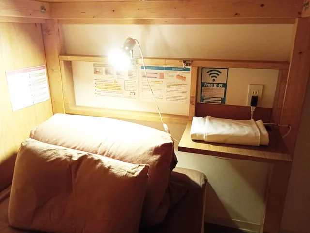 Mixed Dorm, 8 Beds, Adult Only، J-Hoppers Osaka Universal 8/10