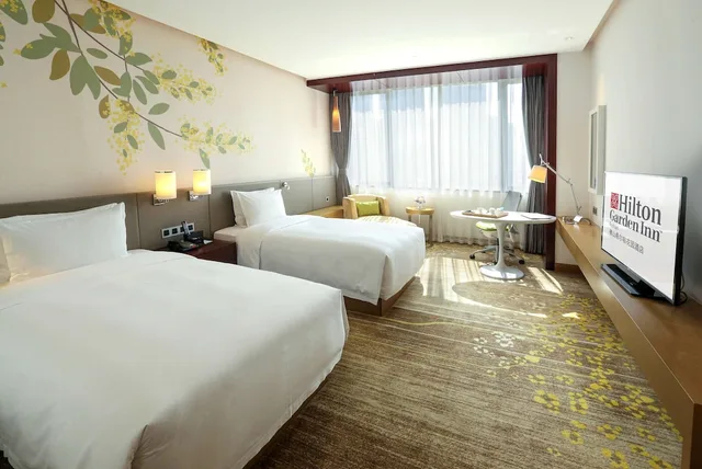 Garden, Twin Beds، Hilton Garden Inn Foshan 5/10