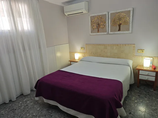 Semi Basement, Economy, Basement, Double Bed، Hotel Miraya 5/10