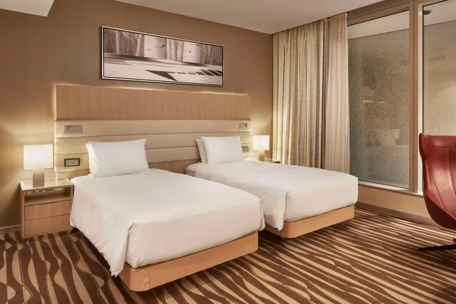غرفة ديلوكس بسرير فردي، Hilton Frankfurt Airport 4/5
