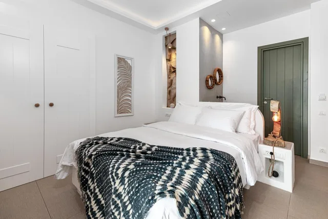 Double Room Premium Street View، Bohemian Luxury Boutique Hotel - Adults Only 5/7