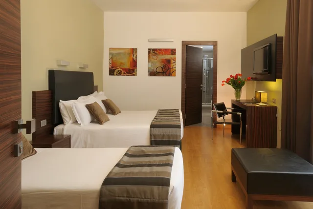 غرفة قياسية ثلاثية، Hotel Trevi Collection 5/8