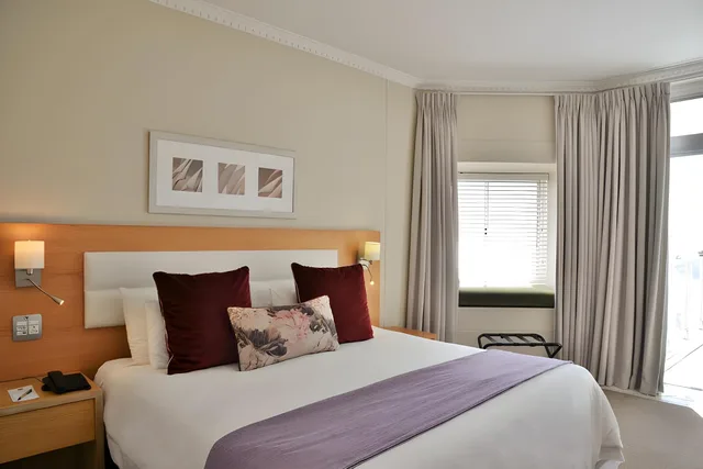 جناح فاخر بسرير كينج بغرفتي نوم، Peninsula All-Suite Hotel by Dream Resorts 1/1
