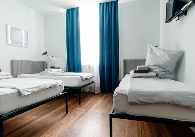 غرفة قياسية ثلاثية، Das Schreder Hotel 3/10