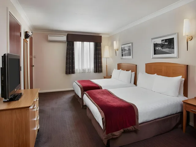 غرفة تُحدَّد عند الوصول، Leonardo Hotel East Midland Airport 2/2
