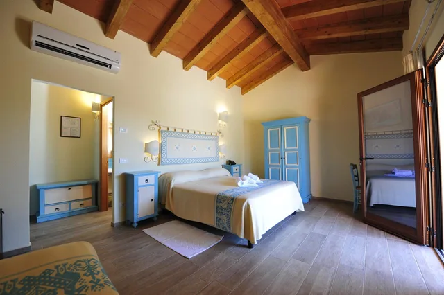 غرفة سوبيريور ثلاثية، Hotel L Esagono 1/2