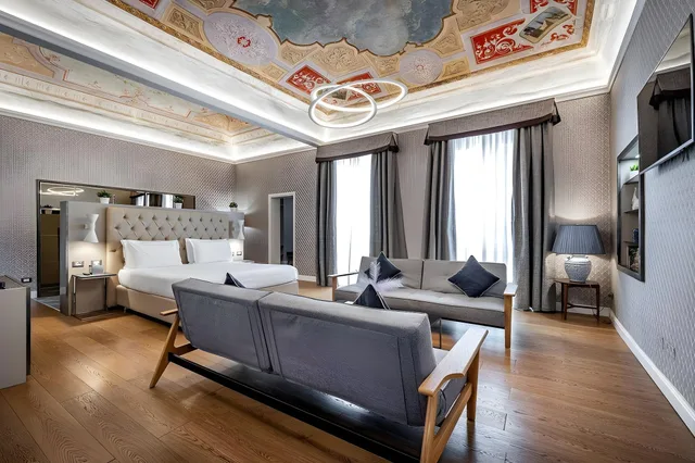 جناح استوديو رئاسي بإطلالة على المدينة بحوض استحمام، Martelli 6 Suite And Apartments 1/1