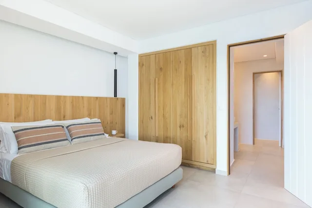 4 Bedrooms, Adjoining, Suite, 4 Queen Beds, Sea View, Private Pool، Sundunes Hotel 2/6