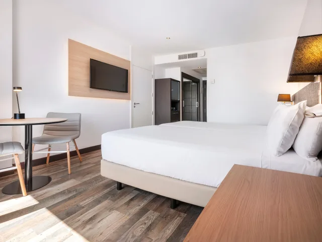 غرفة بإطلالة على البحر، Hotel Cadiz Paseo Del Mar Affiliated By Melia 6/10