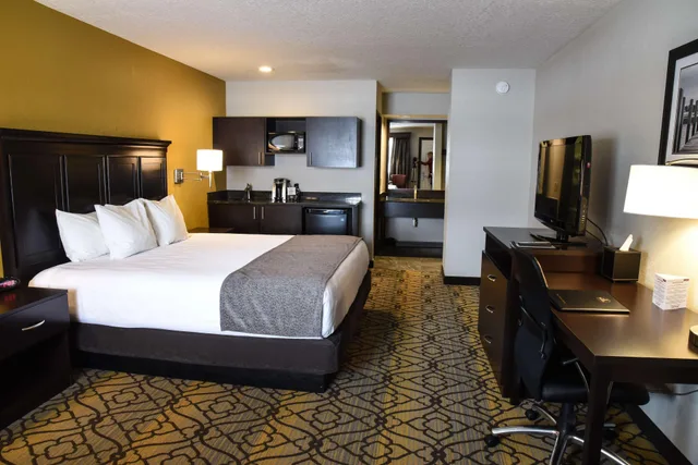 غرفة، Best Western Of Harbor Springs 2/6
