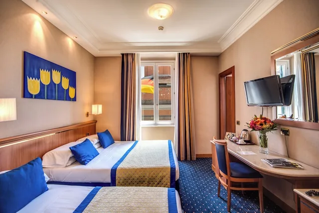 Room, Triple, 1 Queen and 1 Single Bed, Accessible, Diocleziano Hotel 4/10