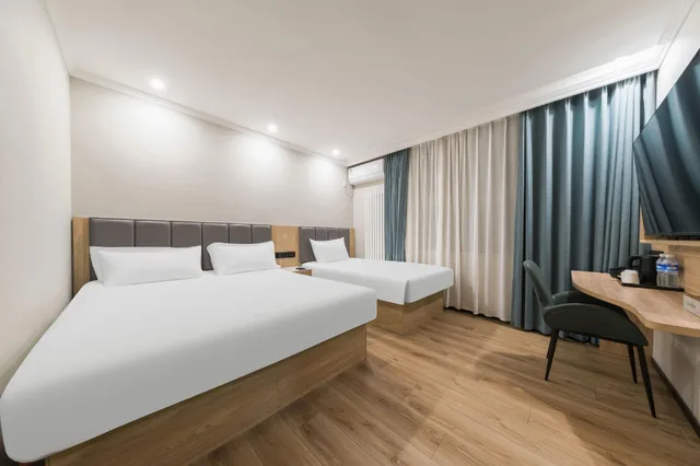 غرفة عائلية، GreenTree Inn Beijing Yuegezhuang Hotel 2/2