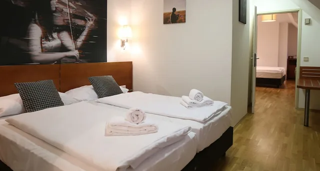غرفة عائلية بسريرين كوين، arte Hotel Wien Stadthalle 6/10