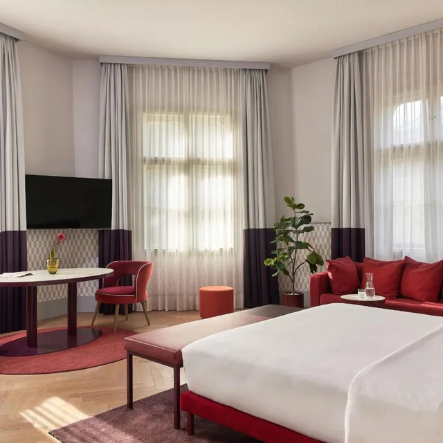 Junior Suite, Falkensteiner Hotel Prague 4/9