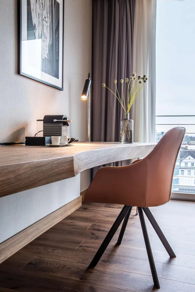 جناح جونيور بسرير كينج بإطلالة على الحديقة، Radisson Blu Hotel Cologne 5/10