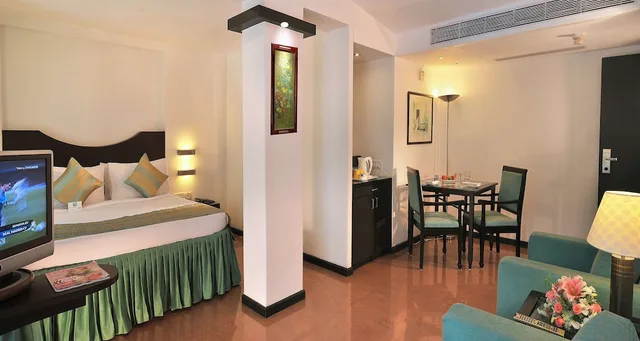 غرفة ديلوكس بسرير كينج بإطلالة على المسبح، Park Inn By Radisson Goa Candolim 5/10