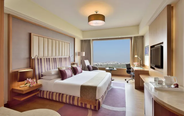 غرفة سوبيريور بسرير كينج، Radisson Blu Hotel Indore 10/10