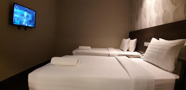 Room, Twin Beds, Miico Hotel Mount Austin 3/10