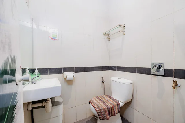 Reddoorz, Deluxe، Reddoorz Near Exit Tol Bogor 4/4