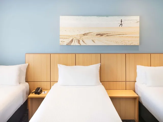غرفة قياسية ثلاثية بثلاثة أسرّة، Mercure Sydney Manly Warringah 4/6