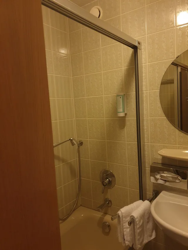 Retro, Comfort, Family, 1 Double and 1 Single Bed, Balcony، Hotel Waldblick 10/10