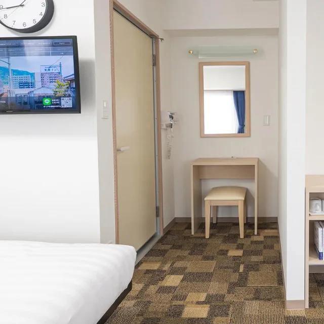 غرفة عائلية بسرير فردي للمدخنين، Toyoko Inn Osaka Namba 1/3