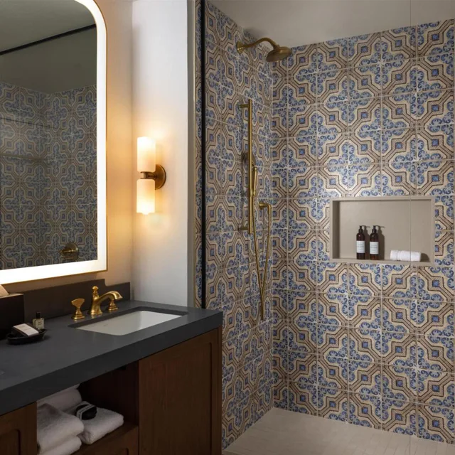 Junior Suite, King Bed, Pool View, Balcony, Signia by Hilton La Cantera Resort & Spa 2/2