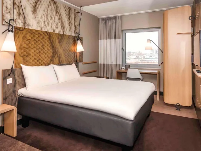 Room, Double Bed, Ibis Amsterdam City West Hotel 1/7