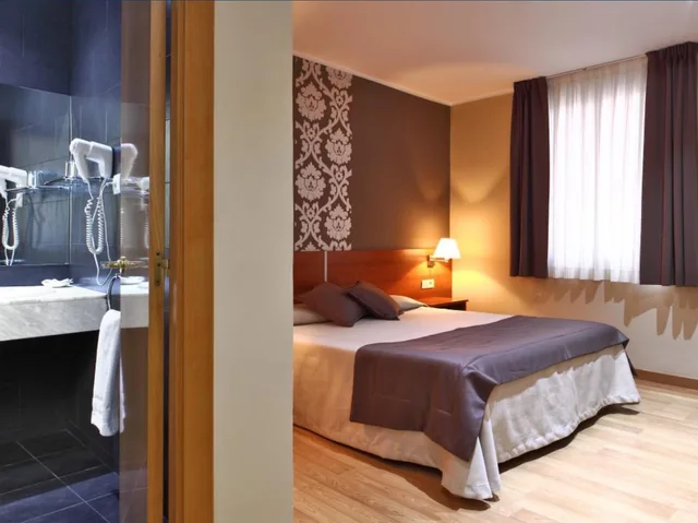 غرفة مفردة، Catalunya Hotel 7/7