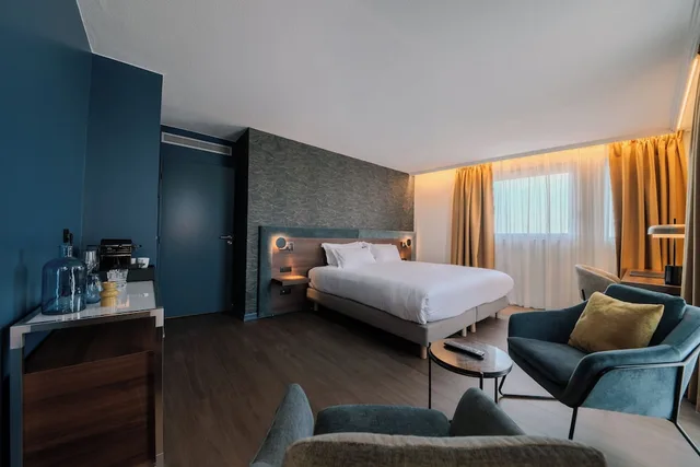 جناح بسرير كينج مع أريكة، HOLIDAY INN MULHOUSE 7/10