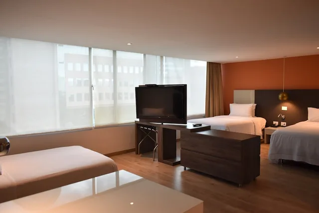 Standard, Queen Bed, HOLIDAY INN EXPRESS MEDELLIN 9/10