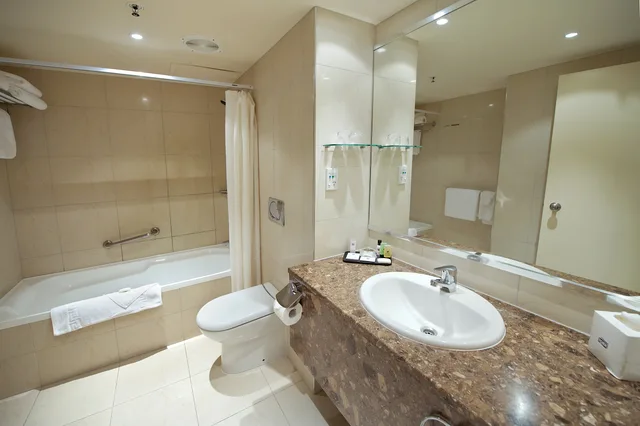 غرفة سوبيريور بسرير كوين بإطلالة على البحيرة، Millennium Hotel Rotorua 10/10