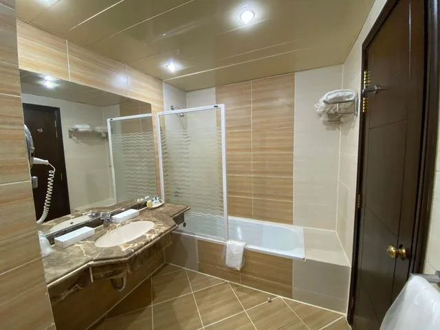 Family Partition Room، Regency Plaza Aqua Park Spa Resort 8/8