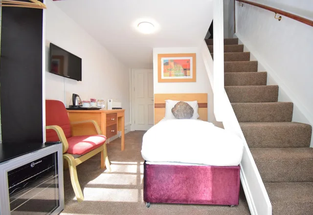 دوبلكس، Pembridge Palace Hotel 5/8