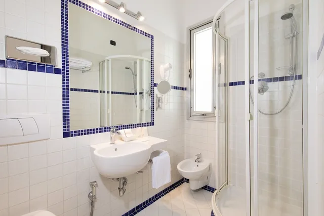 غرفة قياسية بسرير كوين، Hotel San Giusto 4/4