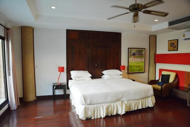 غرفة قياسية بسرير كينج، RedDoorz Plus Evergreen Boutique Hotel 4/6