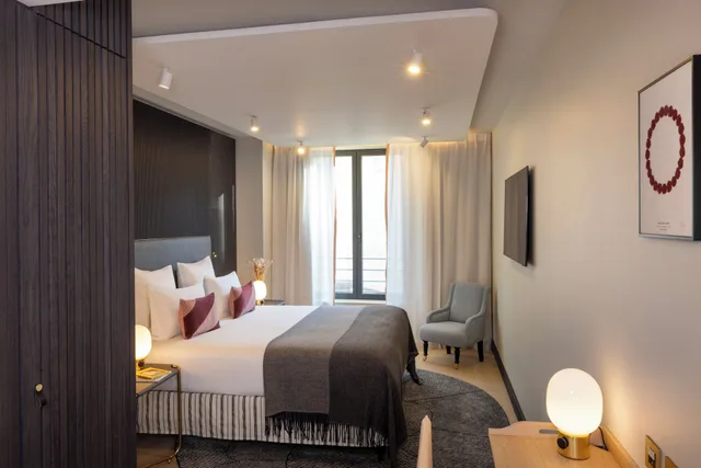 غرفة غراند سوبيريور بسرير كوين، Quinzerie Hotel 3/9
