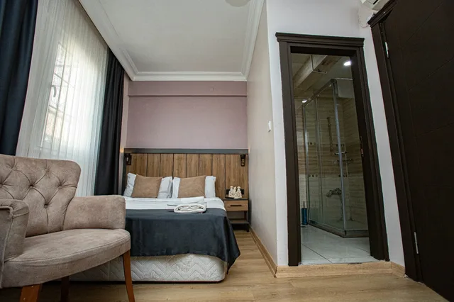 غرفة اقتصادية بسرير مزدوج، COMFORT HOTEL TAKSIM 2/7