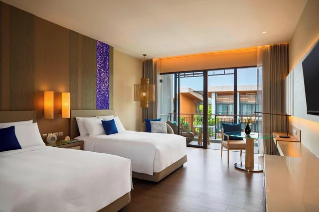 Room, Twin Beds, Resort View، Renaissance Pattaya Resort Spa 1/4