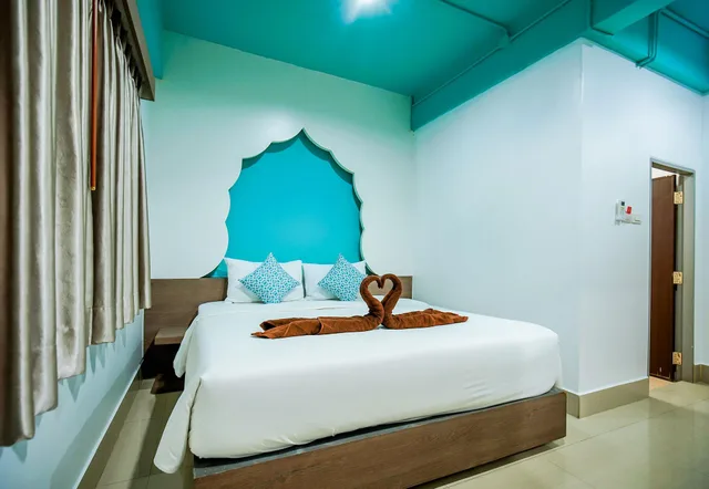 Standard, Double Bed, No View, No Balcony, Khaleej Mazz Hotel Patong 2/2